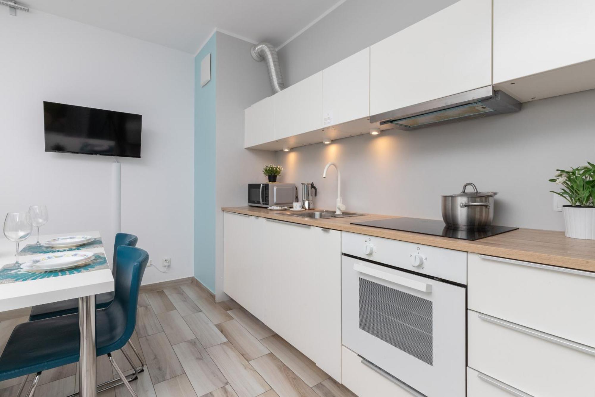 Pastel Lawendowe Wzgorze With Balcony And Parking By Renters Gdańsk